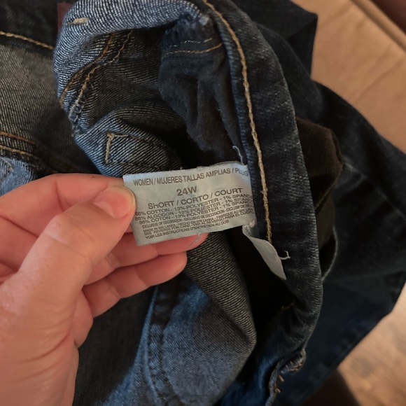 2 pair, women’s Gloria Vanderbilt jeans, size 24w short - Picture 3 of 4